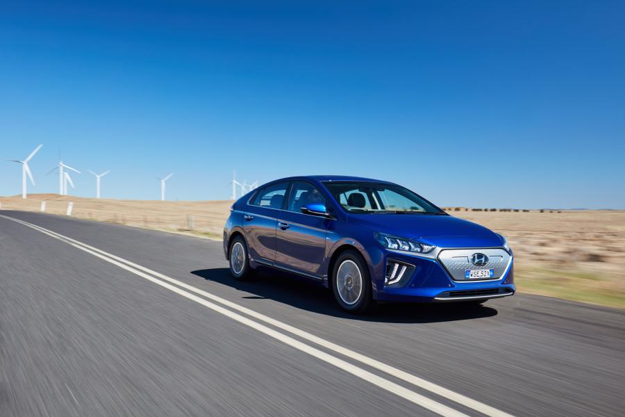  Hyundai IONIQ electric (AE) 2019 года  (AU) (фото 12 из 35)